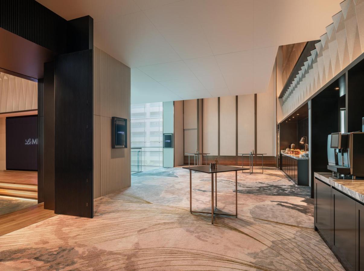 Le Meridien Банкок Екстериор снимка