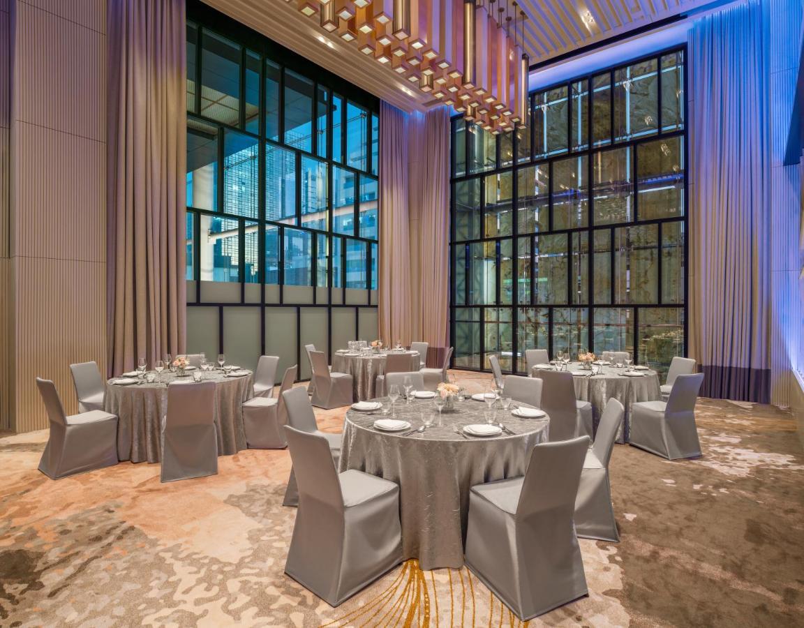 Le Meridien Банкок Екстериор снимка