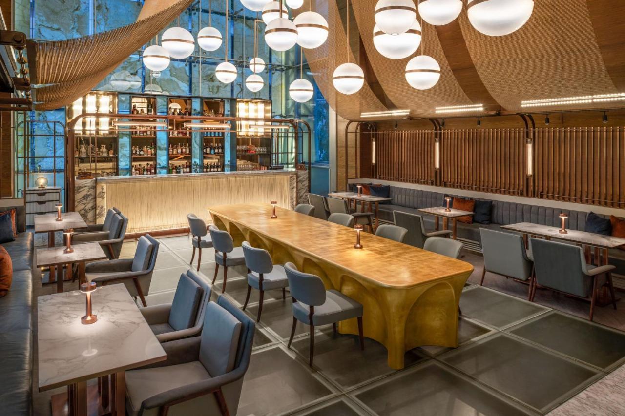 Le Meridien Банкок Екстериор снимка