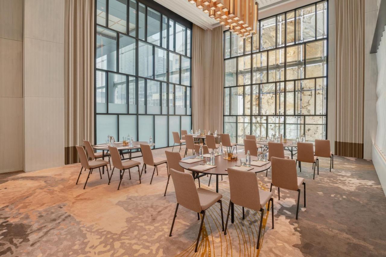 Le Meridien Банкок Екстериор снимка